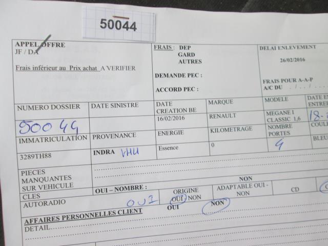 Feu arriere secondaire gauche (feux)