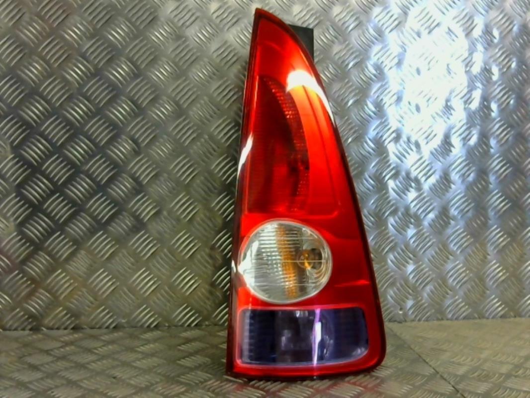 Fanale posteriore principale destro (luci)