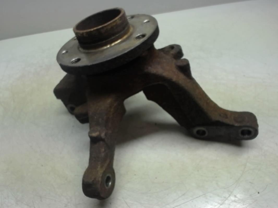 Fusee avant gauche