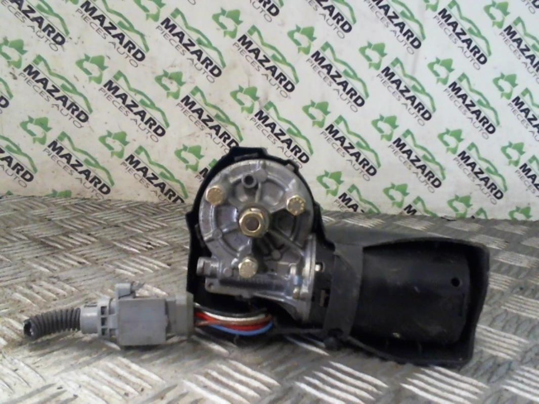 Motor de limpiaparabrisas delantero