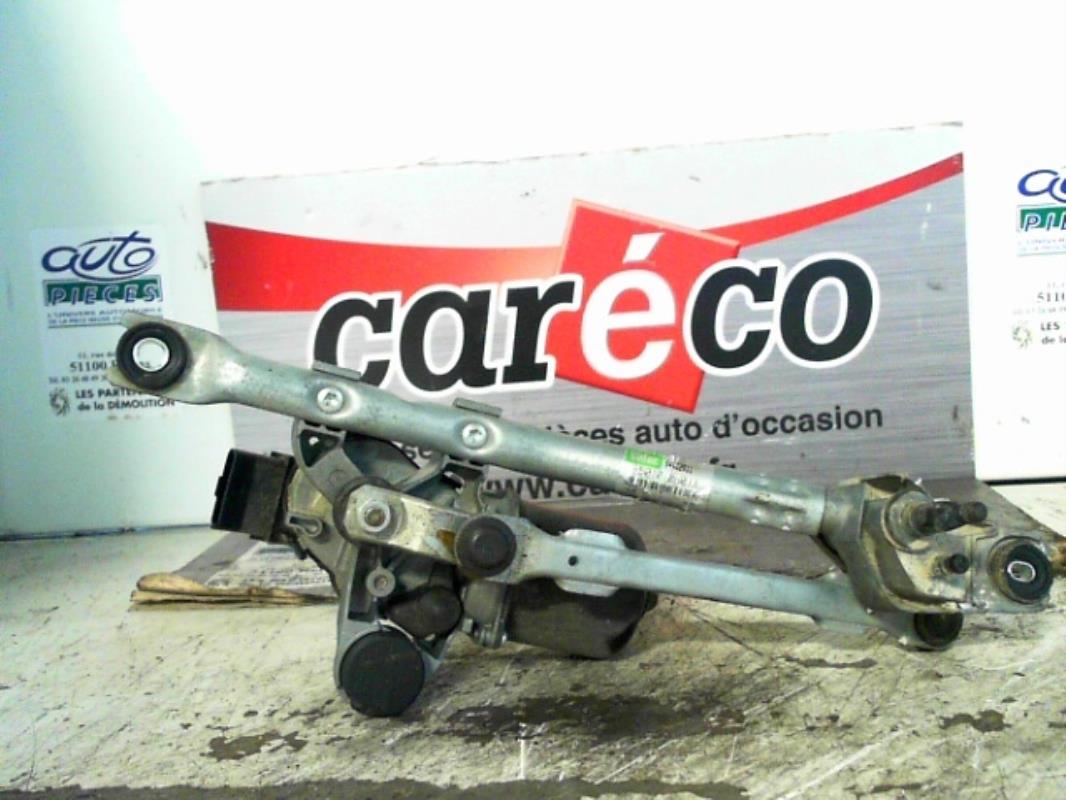 Moteur essuie glace avant