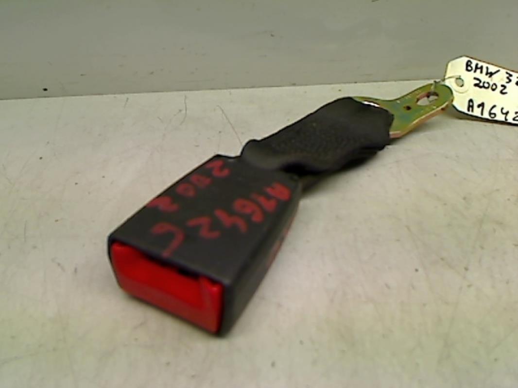 Attache ceinture arriere gauche