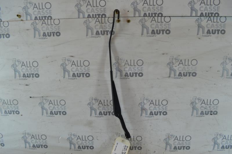 Braccio tergicristallo anteriore sinistro