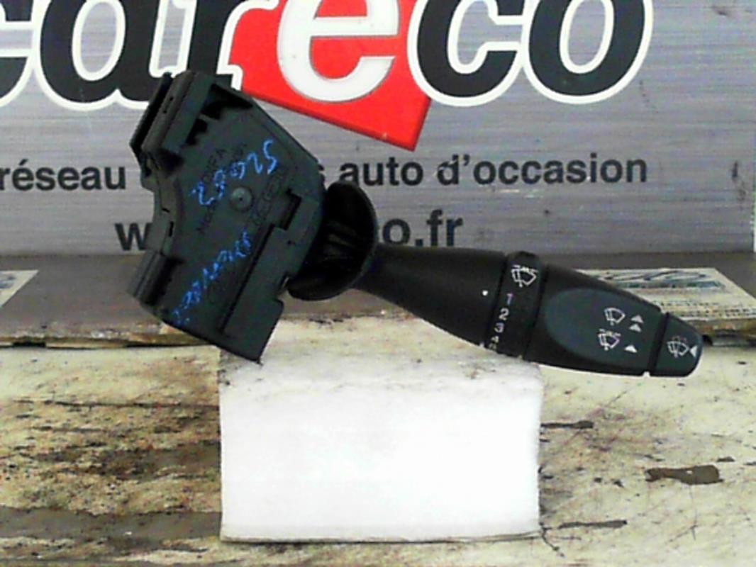 Commodo d'essuie glaces