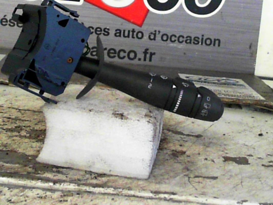 Commodo d'essuie glaces