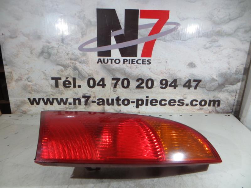 Feu arriere principal gauche (feux)