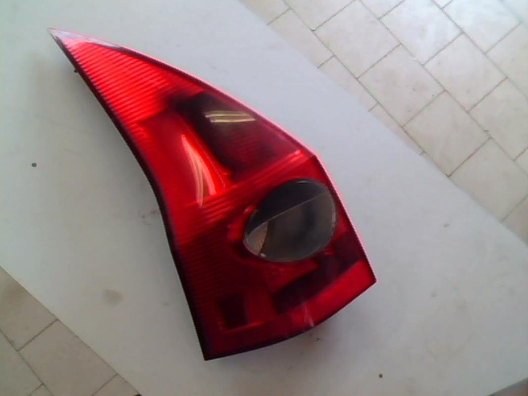 Fanale posteriore principale sinistro (luci)