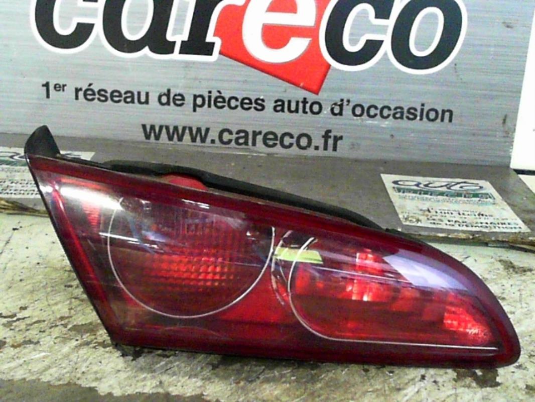 Feu arriere secondaire gauche (feux)