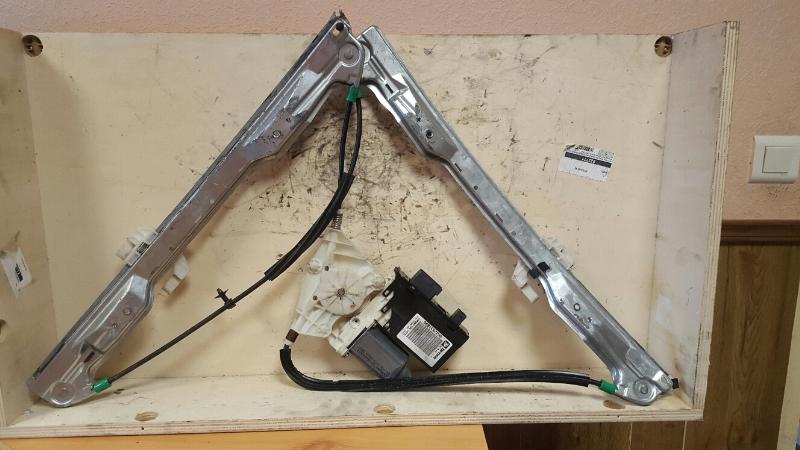 Leve vitre electrique avant gauche