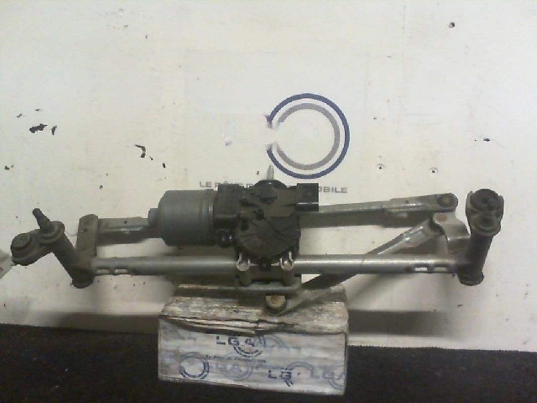 Moteur essuie glace avant