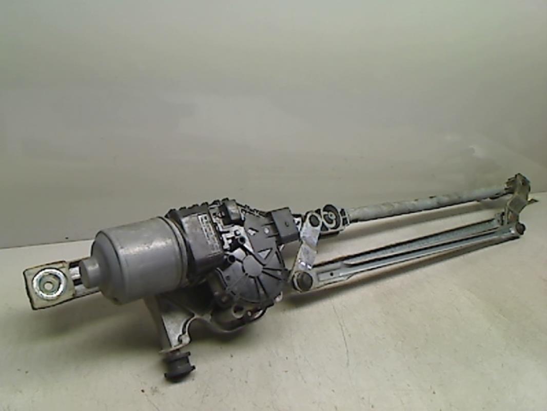 Moteur essuie glace avant
