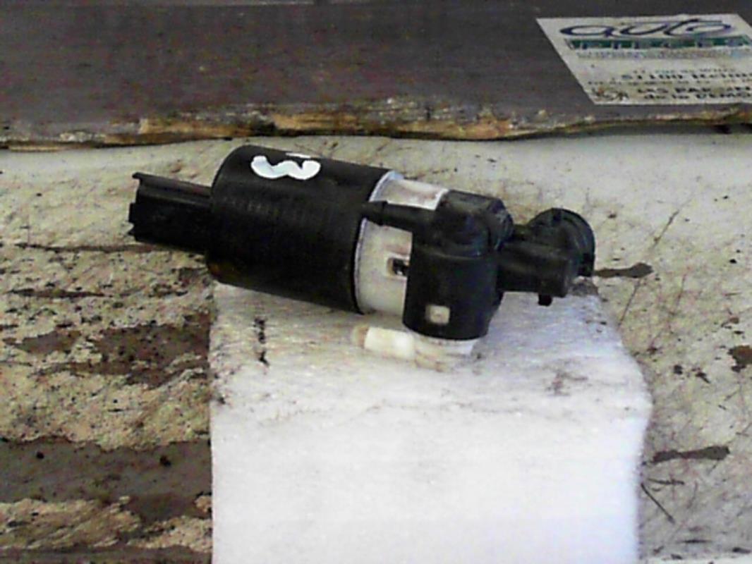 Pompe lave glace avant