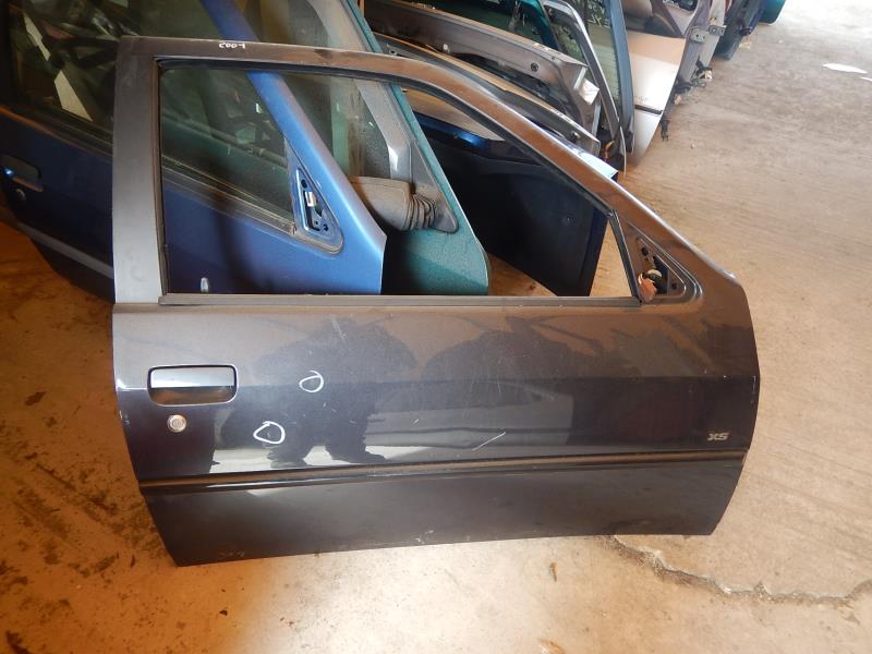 Porte avant droit