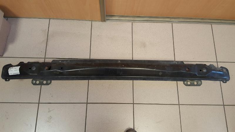 Renfort pare choc avant (traverse)