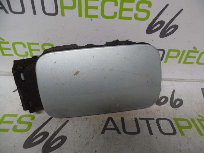 Sportello carburante