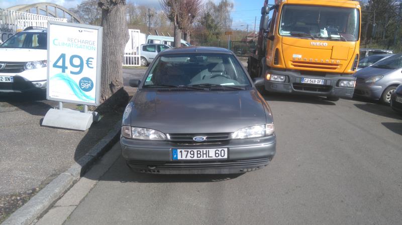 Fuso a snodo anteriore destro