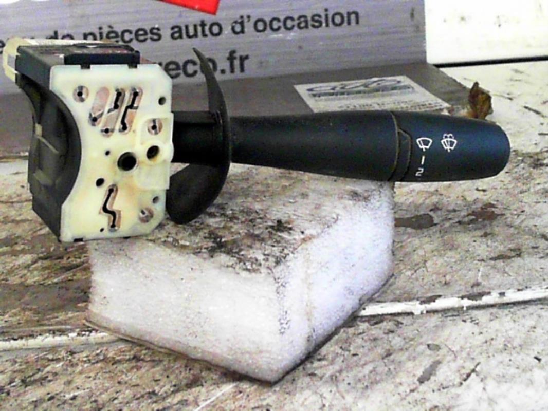 Commodo d'essuie glaces