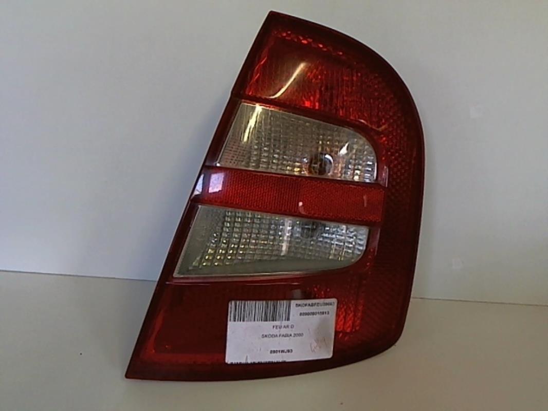 Fanale posteriore principale destro (luci)
