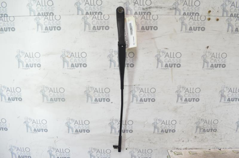 Braccio tergicristallo anteriore destro