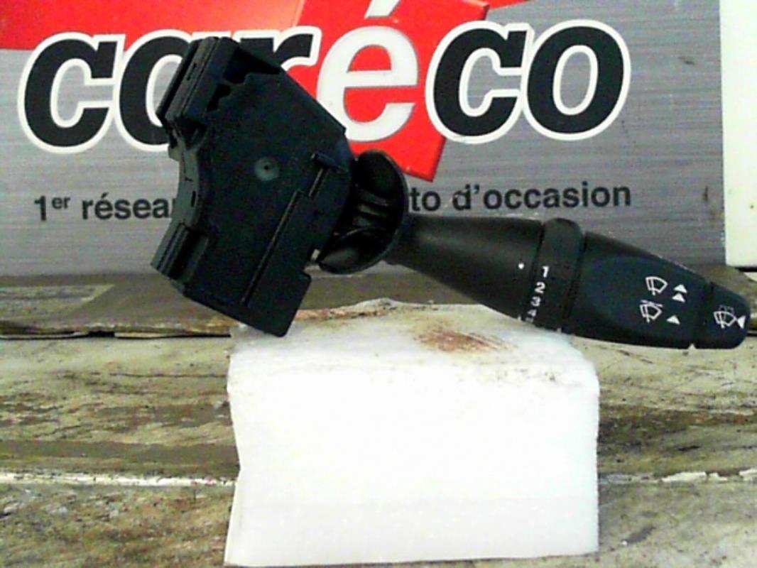 Commodo d'essuie glaces