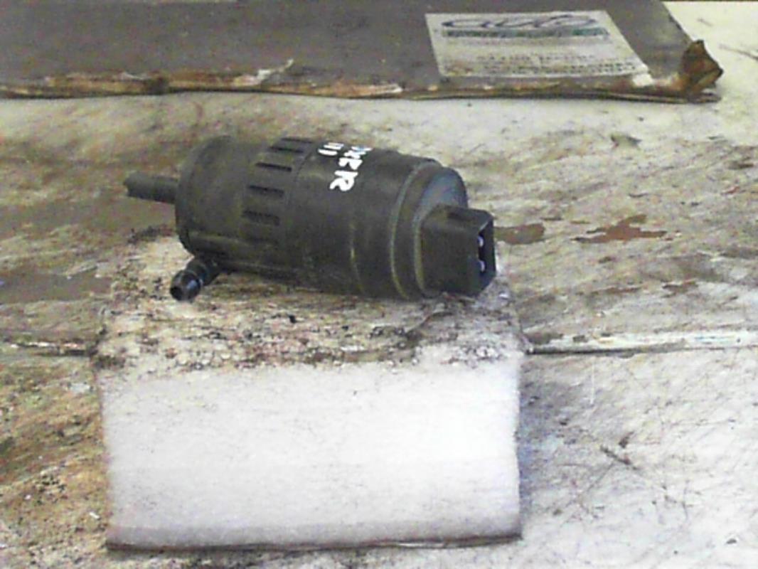 Pompe lave glace avant
