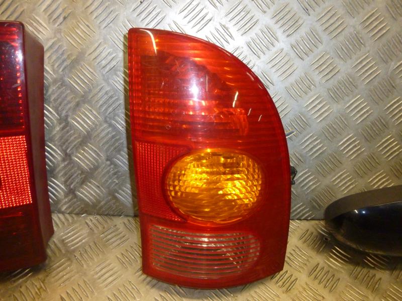 Fanale posteriore principale destro (luci)