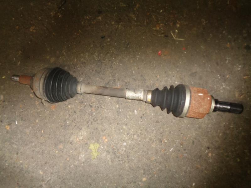 Cardan gauche (transmission)