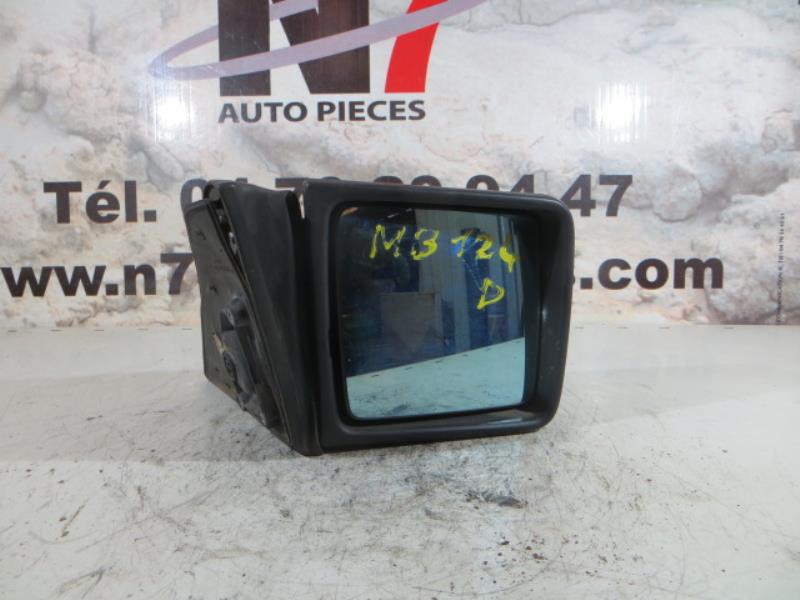 Retrovisor derecho