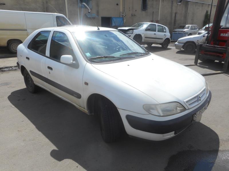 Motore tergicristallo anteriore