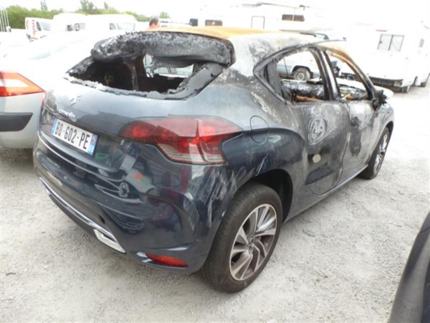 Foto pieza de coche