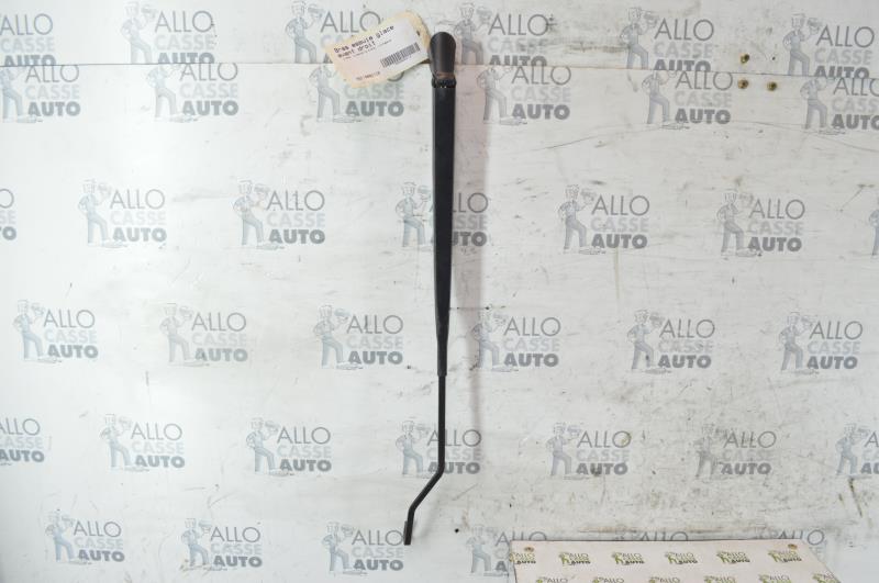 Braccio tergicristallo anteriore destro