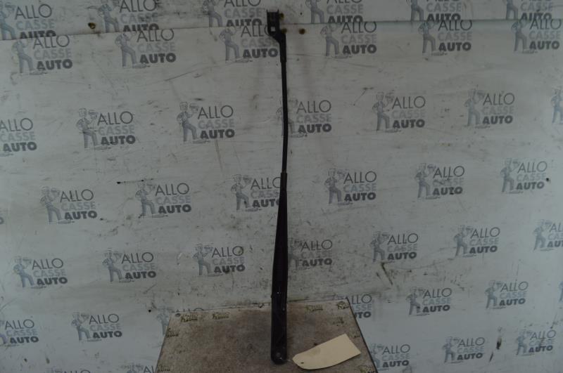 Braccio tergicristallo anteriore destro