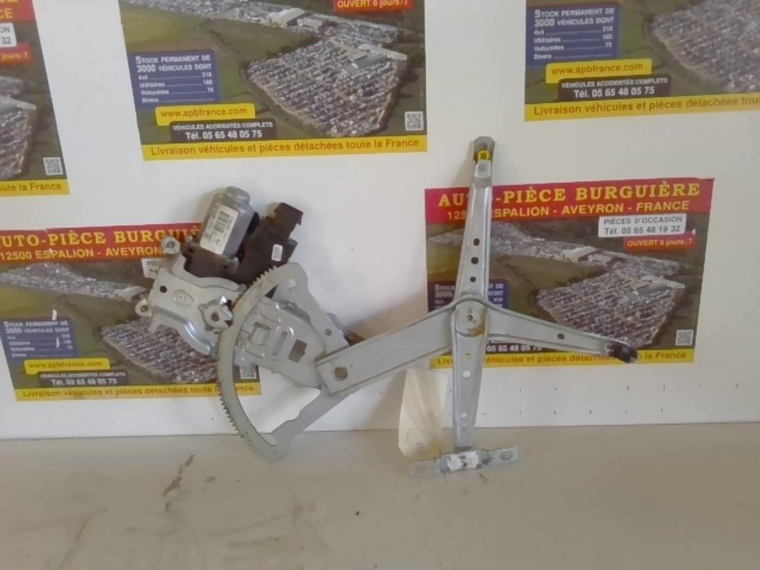 Leve vitre electrique avant droit