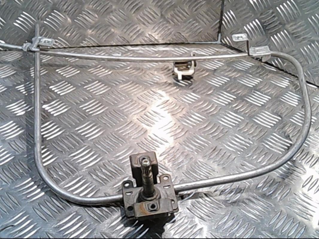 Alzacristalli manuale anteriore destro