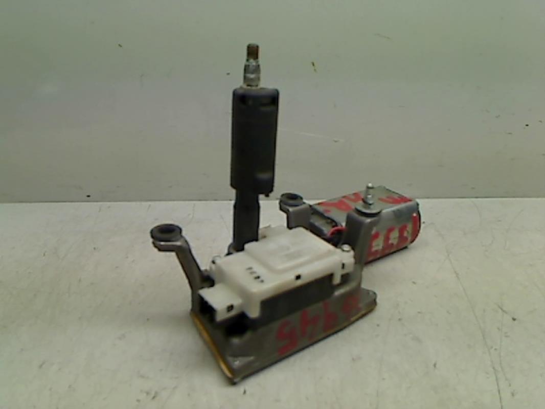 Moteur essuie glace arriere