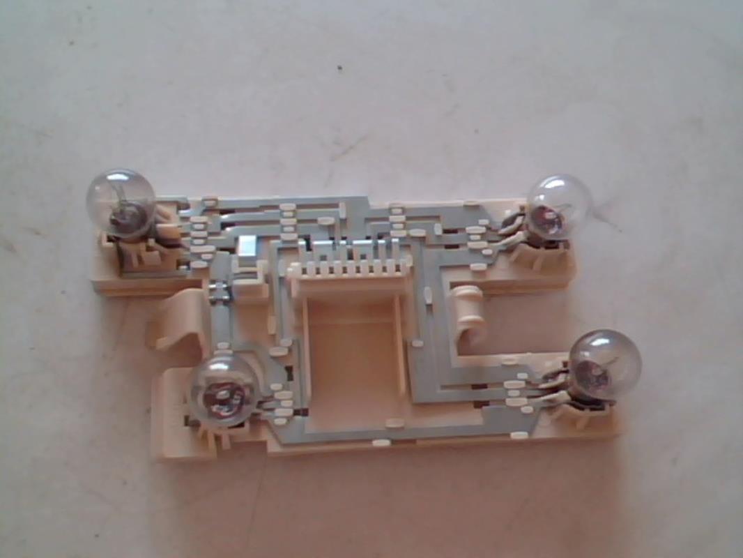 Base portalampade fanale posteriore sinistro