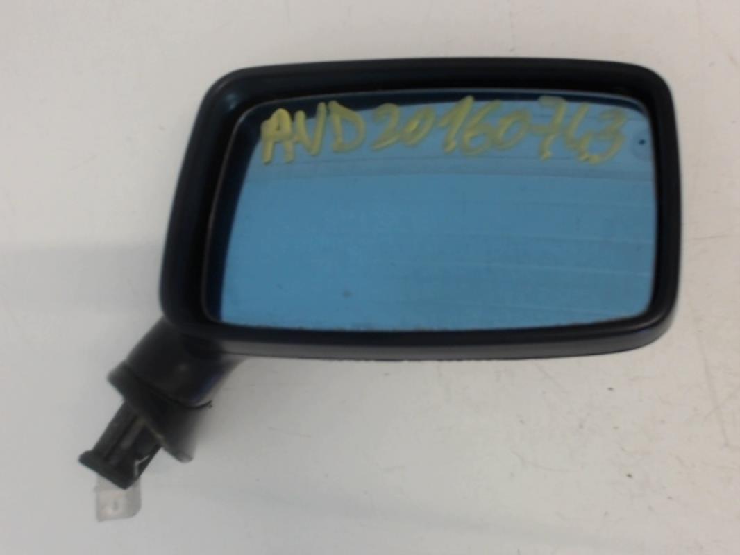 Retrovisor derecho