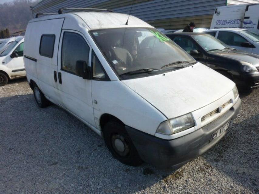 Foto pieza de coche