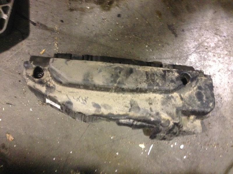 Cache moteur 