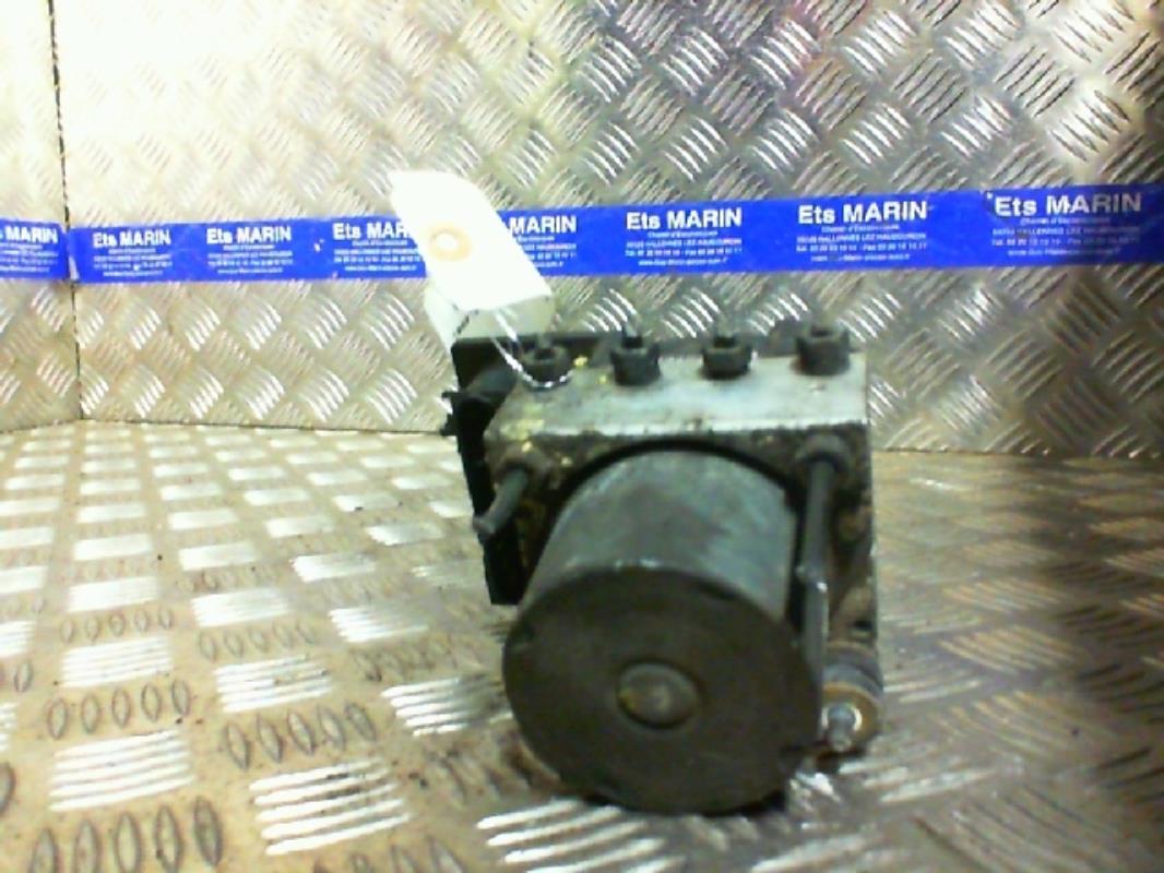 Blocco ABS (antibloccaggio freni)