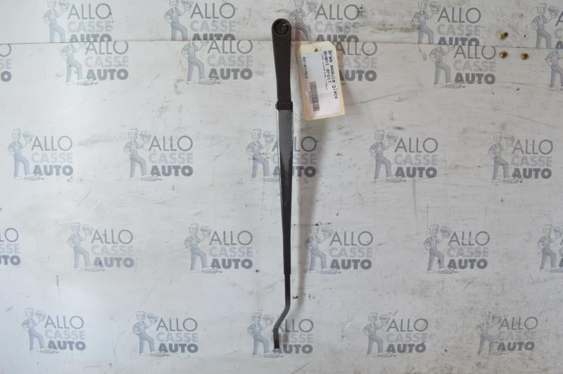 Braccio tergicristallo anteriore destro