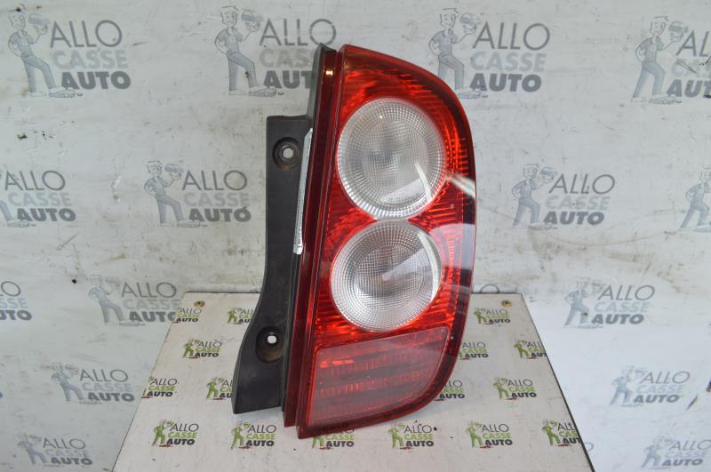Fanale posteriore principale destro (luci)