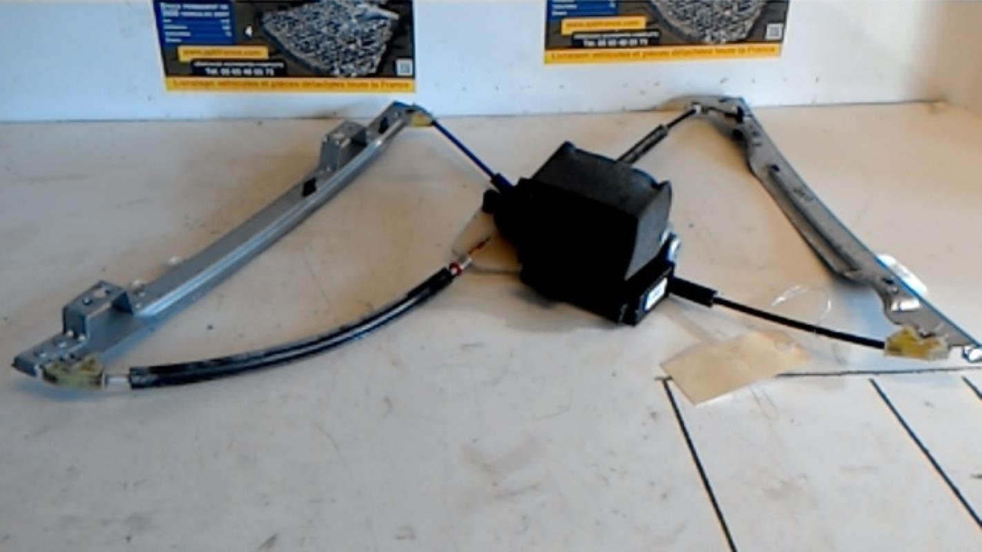 Leve vitre electrique avant droit