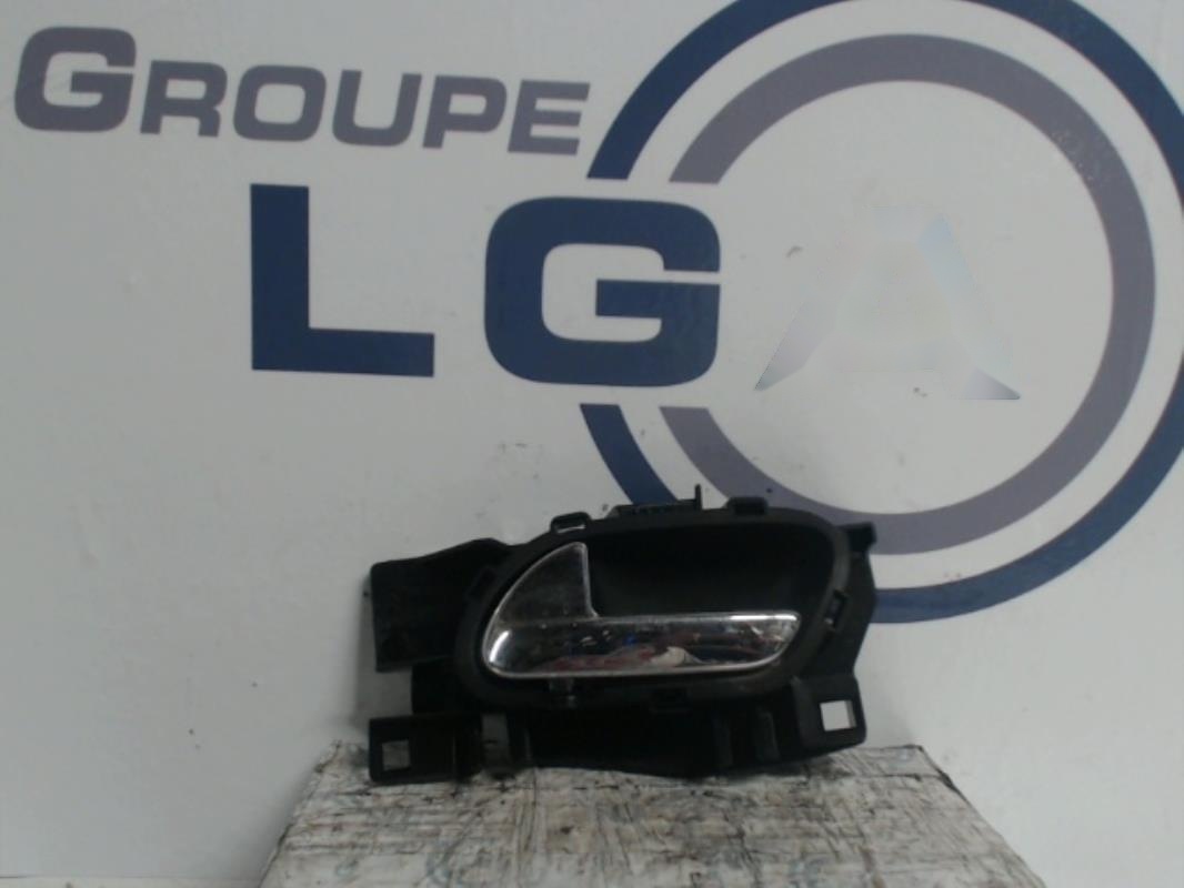 Poignee interieur avant gauche