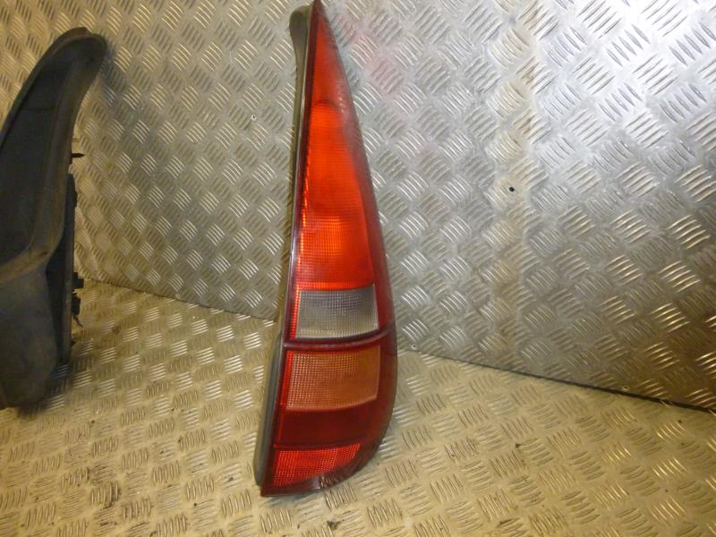 Fanale posteriore principale destro (luci)