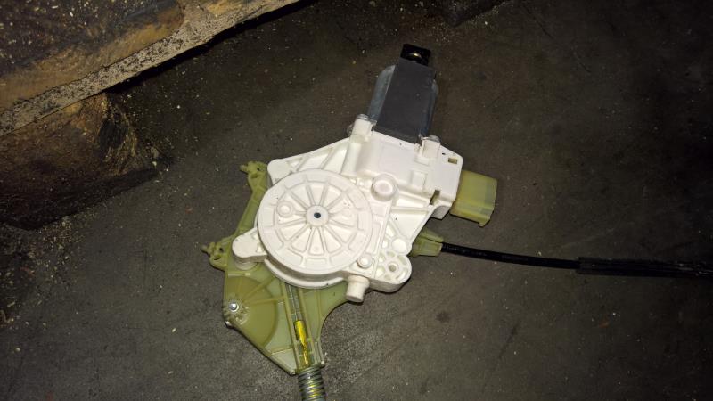 Motore alzacristalli anteriore destro