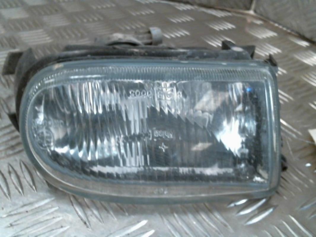 Fendinebbia sinistro (luce)