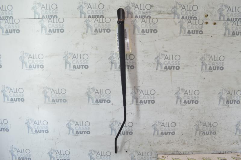 Braccio tergicristallo anteriore destro
