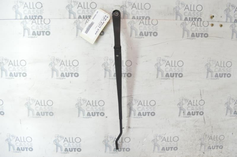 Braccio tergicristallo anteriore destro
