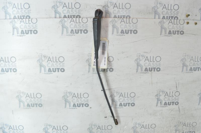 Braccio tergicristallo anteriore destro